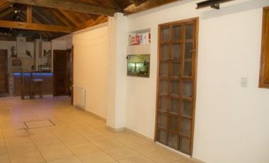 DUPLEX DE 4 AMBIENTES CON GARAGE DOBLE. Duplex en Venta.