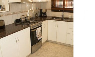DUPLEX DE 4 AMBIENTES CON GARAGE DOBLE. Duplex en Venta.