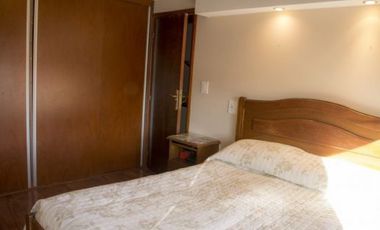 DUPLEX DE 4 AMBIENTES CON GARAGE DOBLE. Duplex en Venta.