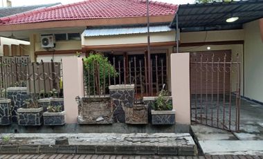 Rumah Klampis Indah daerah Sukolilo Siap Huni di Surabaya