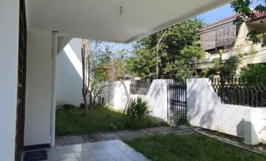 rumah ngagel tama hook luas, Baru renov, tidak bocor