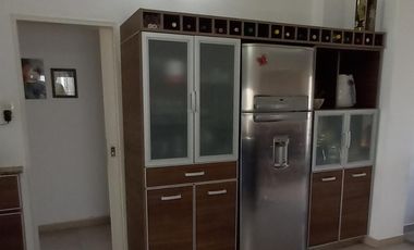 Casa cuatro ambientes con pileta reciclada a nuevo - Concordia 1000 Haedo