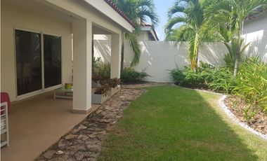 Sea Confiable vende casa en La Reserva de Versalles modelo Toledo