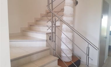 Sea Confiable vende casa en La Reserva de Versalles modelo Toledo