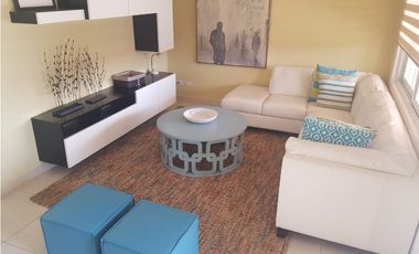 Sea Confiable vende casa en La Reserva de Versalles modelo Toledo