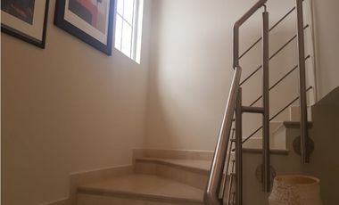 Sea Confiable vende casa en La Reserva de Versalles modelo Toledo