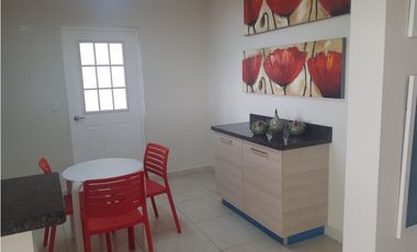Sea Confiable vende casa en La Reserva de Versalles modelo Toledo