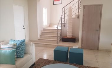 Sea Confiable vende casa en La Reserva de Versalles modelo Toledo