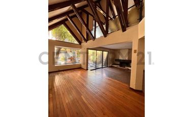 CASA COMERCIAL EN VENTA FRENTE PLAZA MULCHÉN