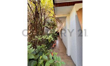 CASA COMERCIAL EN VENTA FRENTE PLAZA MULCHÉN