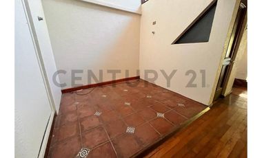 CASA COMERCIAL EN VENTA FRENTE PLAZA MULCHÉN