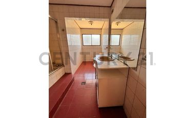 CASA COMERCIAL EN VENTA FRENTE PLAZA MULCHÉN