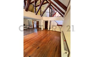 CASA COMERCIAL EN VENTA FRENTE PLAZA MULCHÉN