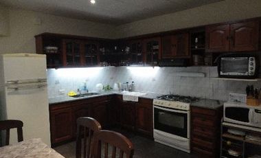Casa en venta en Ezpeleta Este
