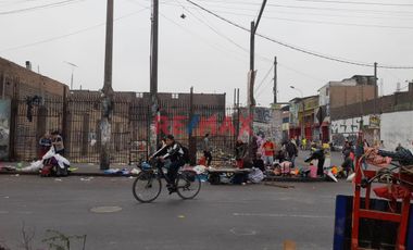 Se Vende Terreno Comercial De 500 M2 En Av Grau Cercado De Lima