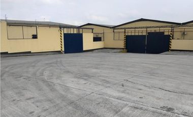 Bodega de Alquier en Via a Daule 813 m² Sector Inmaconsa