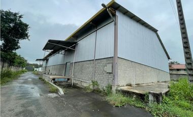 VIA A DAULE  KM. 24 BODEGA INDUSTRIAL SE VENDE