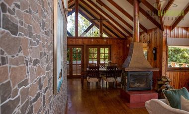 Casa en Venta en Calle Barlovento, Molino Viejo