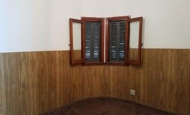 CASA EN QUILMES OESTE