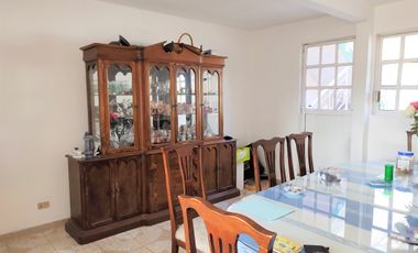 Inmueble / Casa con Local Comercial, sobre Av. 16 de Septiembre