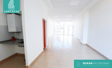 #Alquiler_RUKAN Local Comercial | TORRE CORTAZAR | Local 9 | 55 m2 |Calle J. M. ESTRADA | Caleta Olivia.