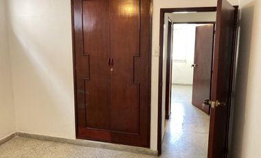 edificio en venta en el golf. Cod V102604
