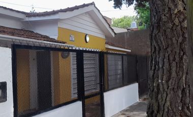 Casa en venta de 1 dormitorio c/ cochera en San Bernardo