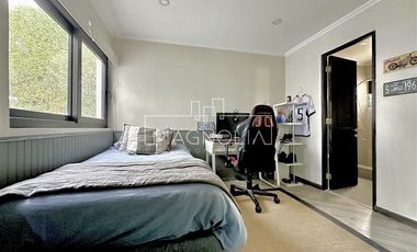 Casa en venta de 5 dorm. en Colina