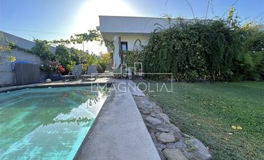 Casa en venta de 5 dorm. en Colina
