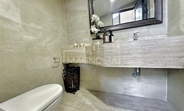 Casa en venta de 5 dorm. en Colina