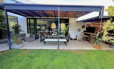Casa en venta de 5 dorm. en Colina