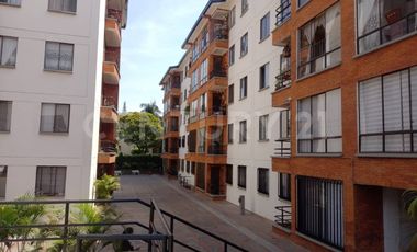 VENDO APARTAMENTO PRIMER PISO UNIDAD APARTAMENTOS EL LIMONAR