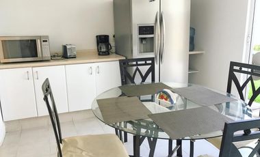 Casa en Renta en Villas del Sol