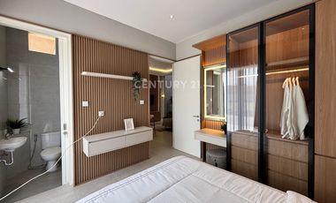 Rumah Baru Cantik Di Tengah Kota Komplek Taman Sakura