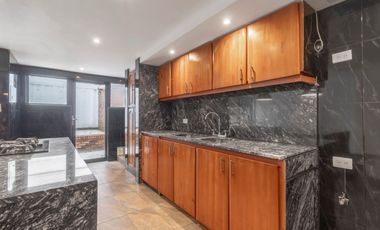 casa en arriendo en santa ana. Cod A28680