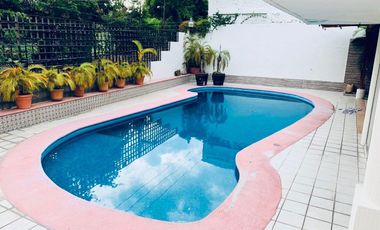 Casa en Renta en club deportivo
