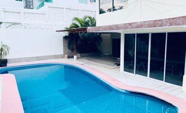 Casa en Renta en club deportivo