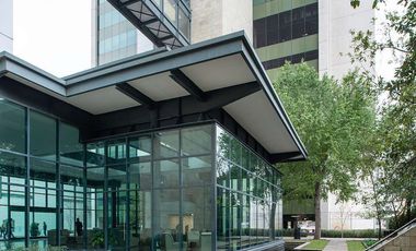 Oficina acondicionada en renta de 479m2 en zona Santa María