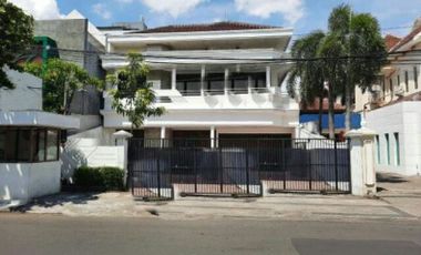 Rumah JL Bali, Surabaya Pusat Area Komersial, cocok untuk hunian dan Usaha