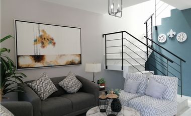 CASA EN VENTA EN ZARU FRENTE A ZAKIA EL MARQUES QUERETARO GAA
