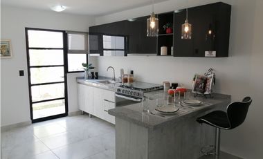 CASA EN VENTA EN ZARU FRENTE A ZAKIA EL MARQUES QUERETARO GAA