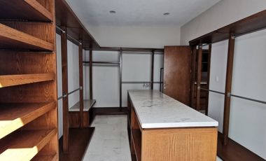 Casa Lujosa en Residencia en Las Palmas Green  con Alberca