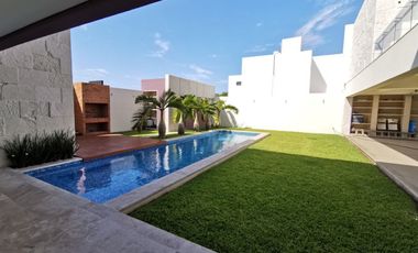 Casa Lujosa en Residencia en Las Palmas Green  con Alberca