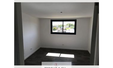Triplex 4 amb con entrada vehículo “a Estrenar