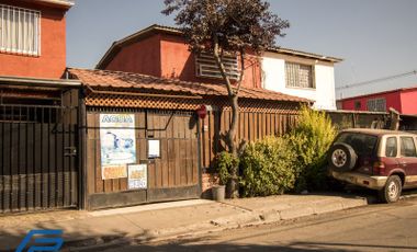 Casa en Puente Alto, calle Cerro Chena