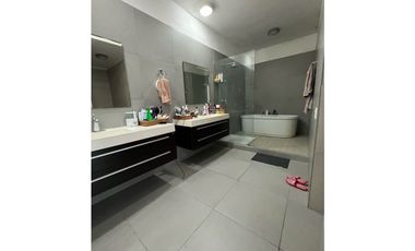 Apartamento en venta Avenida Balboa Panama Yacht Club