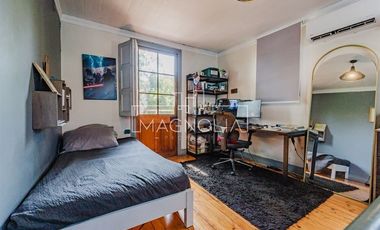 Casa en venta de 6 dorm. en Ñuñoa