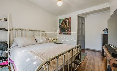 Casa en venta de 6 dorm. en Ñuñoa