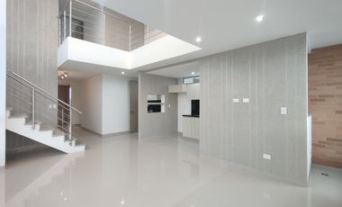 apartamento en venta en variante la floresta. Cod V30431