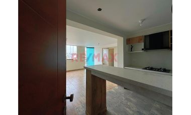 🏡✨ ¡Tu Nuevo Hogar Te Espera En Surco!    📍 Moderno Dúplex –  Piso 6